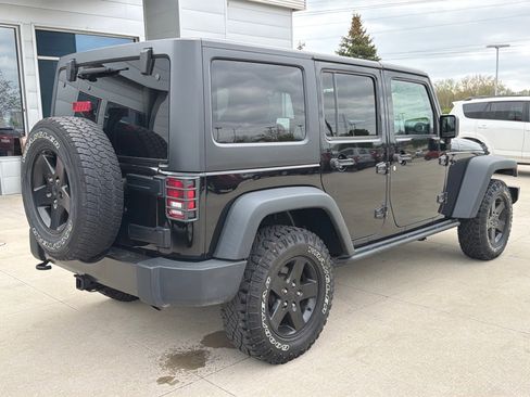 Used 2016 Jeep Wrangler Unlimited Sport AWD/4WD image 8