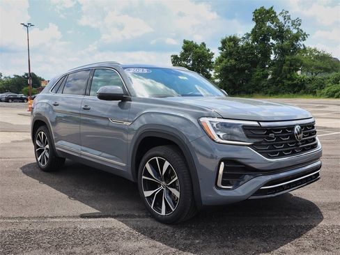 New 2025 Volkswagen Atlas Cross Sport SEL Premium R-Line image 7