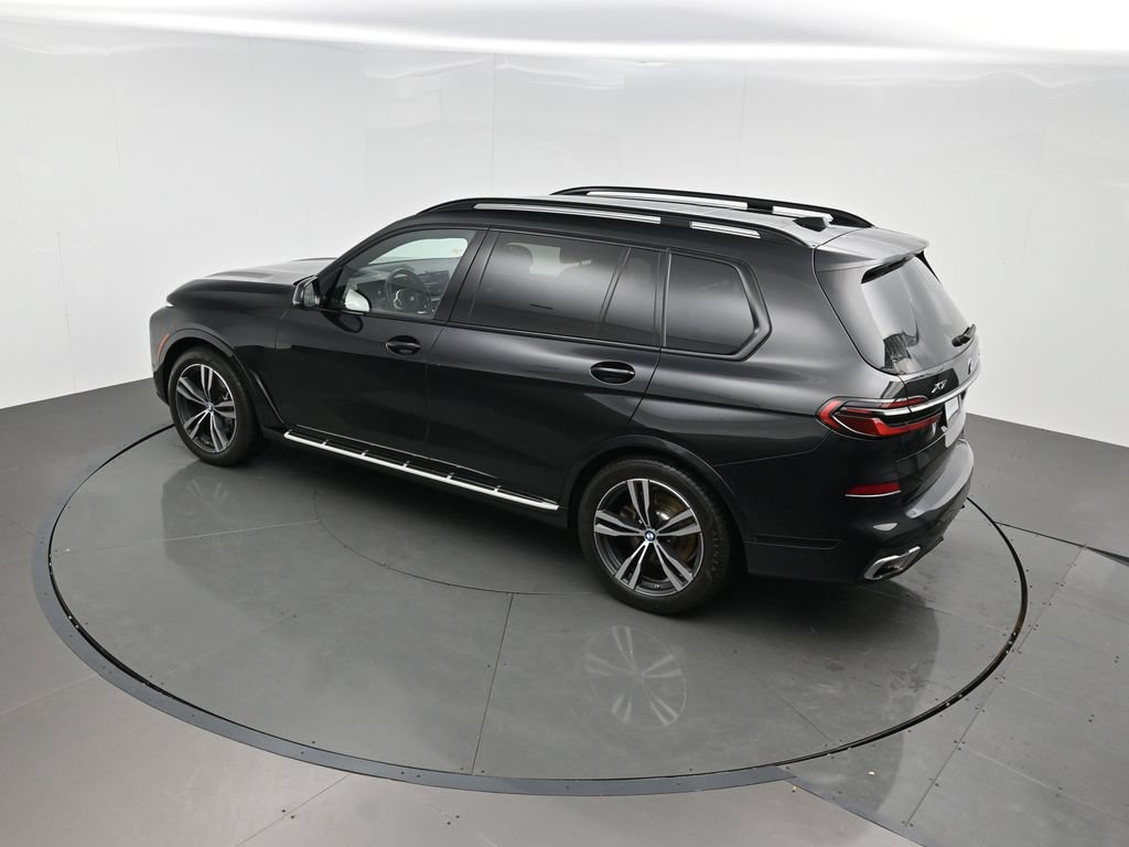 Used 2023 BMW X7 xDrive40i w/ M Sport Package AWD/4WD image 40