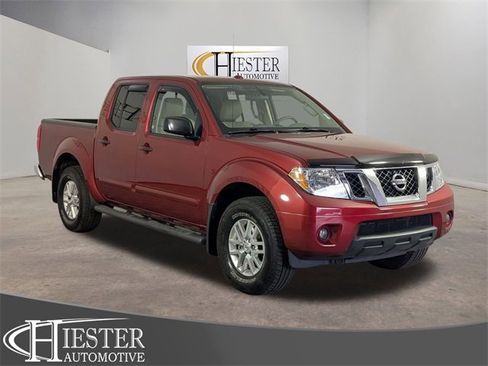 Used 2015 Nissan Frontier SV image 1