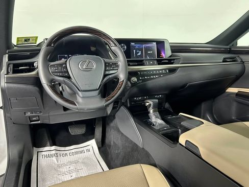 Used 2021 Lexus ES 250 w/ Premium Package AWD/4WD image 17