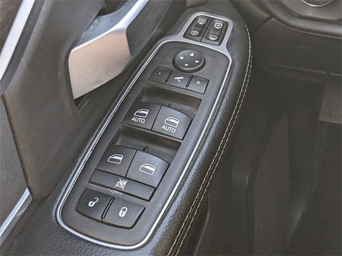 Used 2024 RAM 3500 Big Horn image 18