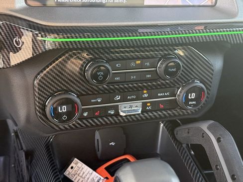 Used 2024 Ford Bronco Outer Banks image 25