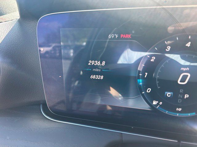 Used 2020 Mercedes-Benz E 350 Sedan image 8