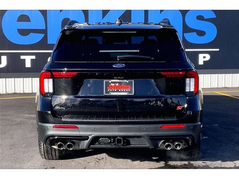 New 2026 Ford Explorer ST w/ Sun And Sound Package image 4