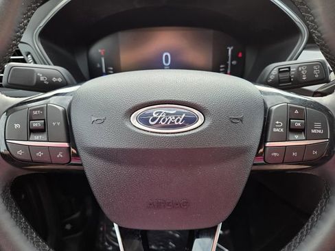 Used 2023 Ford Escape Active AWD/4WD image 32