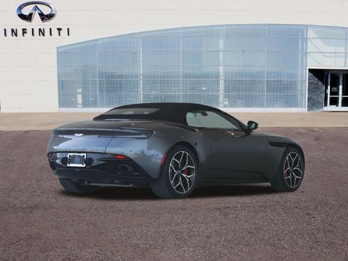 Used 2019 Aston Martin DB11 Volante RWD image 38