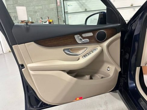 Certified 2021 Mercedes-Benz GLC 300 4MATIC image 10