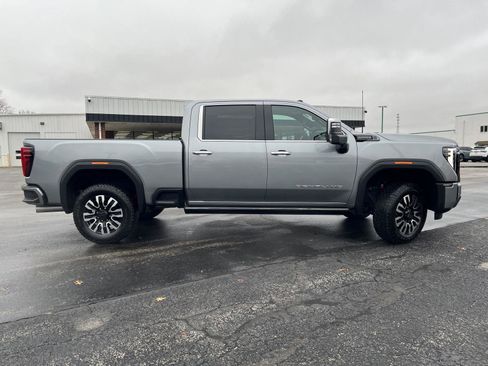 New 2026 GMC Sierra 2500 Denali Ultimate image 5