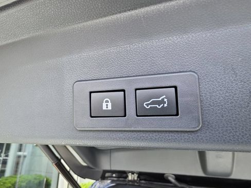 Used 2020 Subaru Ascent Touring w/ Popular Package #3 AWD/4WD image 14