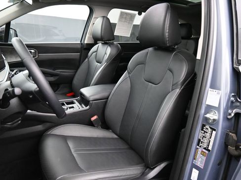 Used 2024 Kia Sorento X-Line EX image 16