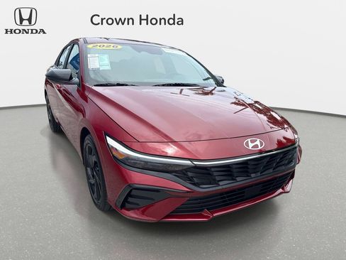 Used 2026 Hyundai Elantra SEL Sport Premium w/ Cargo Package FWD image 7