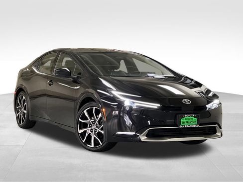 Used 2024 Toyota Prius Prime image 7