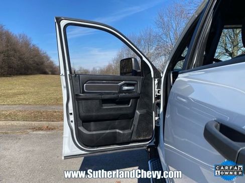 Used 2024 RAM 3500 Big Horn image 19