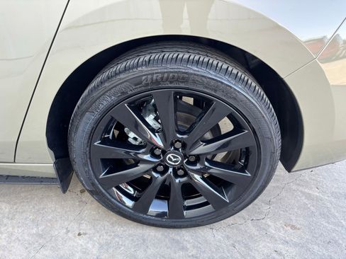 Certified 2025 MAZDA MAZDA3 s image 11