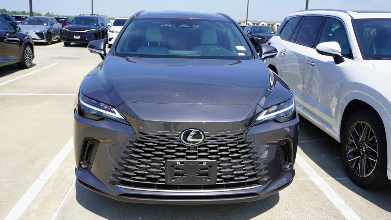 Certified 2025 Lexus RX 350 Premium Plus w/ Accessory Package (Z1) FWD image 2