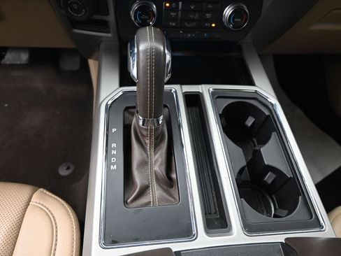 Used 2018 Ford F150 Lariat w/ Equipment Group 502A Luxury image 18