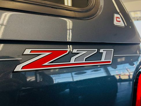 Used 2019 Chevrolet Colorado Z71 AWD/4WD image 6