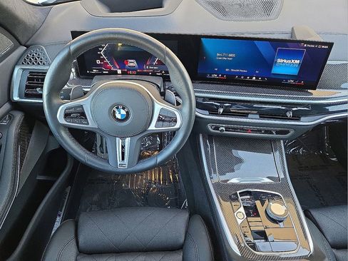 Used 2026 BMW X5 M60i image 18