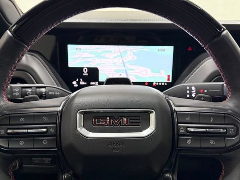 Used 2025 GMC Yukon AT4 Ultimate AWD/4WD image 30