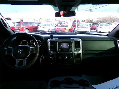 Used 2023 RAM 1500 Classic Warlock image 10