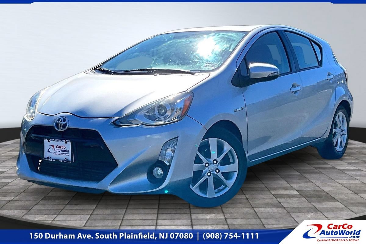 Used 2015 Toyota Prius C Three FWD image 1