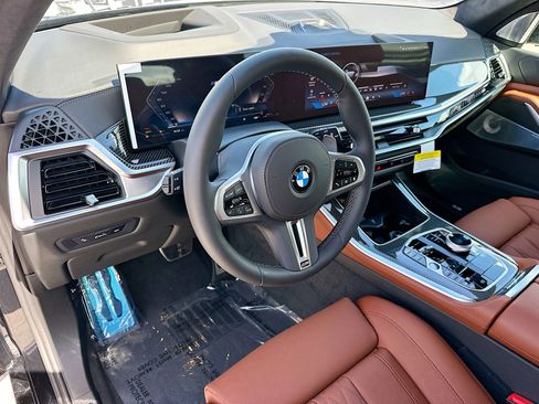 New 2026 BMW X5 M60i image 7