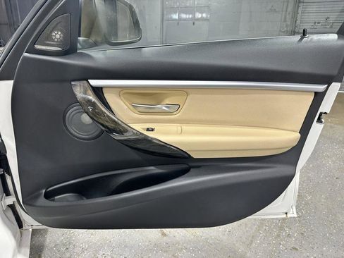 Used 2017 BMW 330i Sedan RWD image 40
