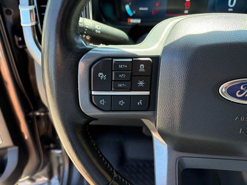 Used 2024 Ford F350 Lariat w/ Lariat Ultimate Package AWD/4WD image 17