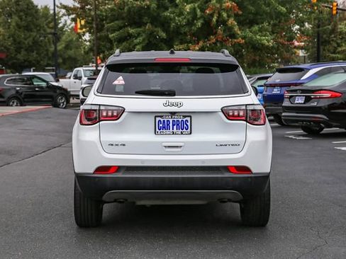 Used 2024 Jeep Compass Limited image 8