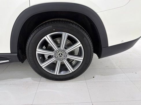 Used 2023 Mercedes-Benz GLS 450 4MATIC image 43