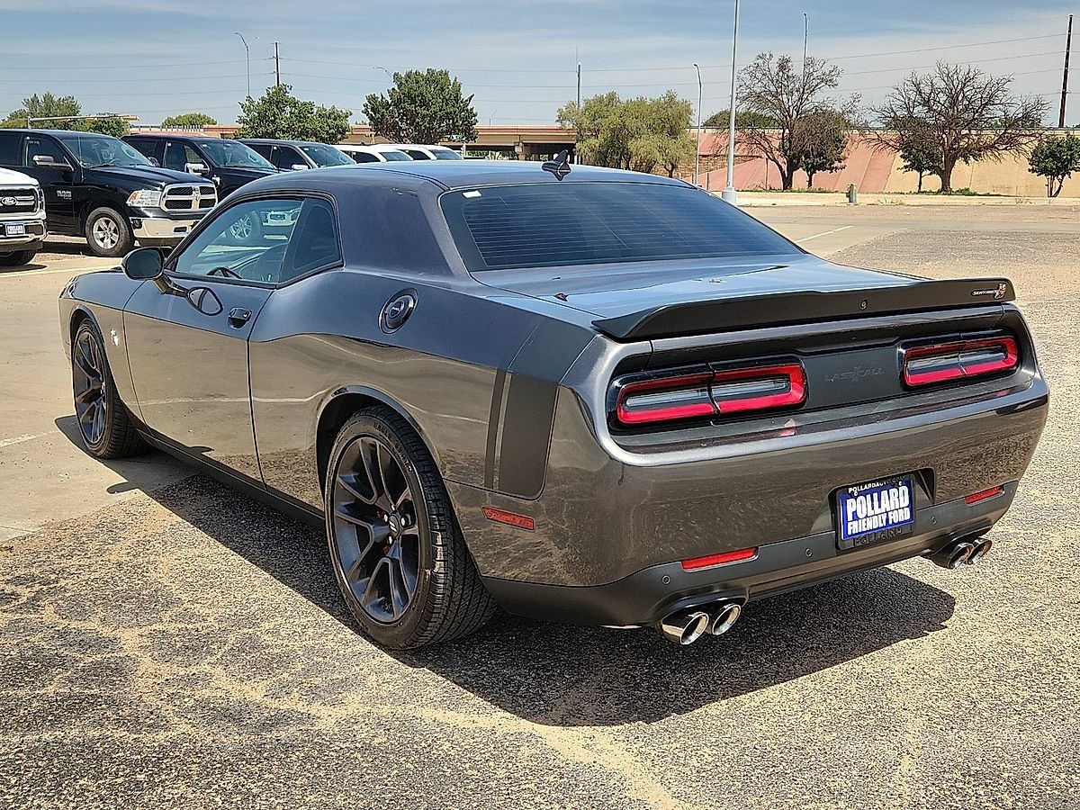 Used 2021 Dodge Challenger R/T Scat Pack w/ Plus Package RWD image 2