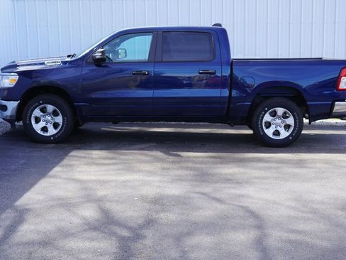 Used 2023 RAM 1500 Big Horn AWD/4WD image 3