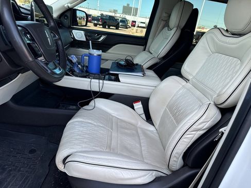 Used 2021 Lincoln Navigator Black Label w/ Special Edition Package image 5