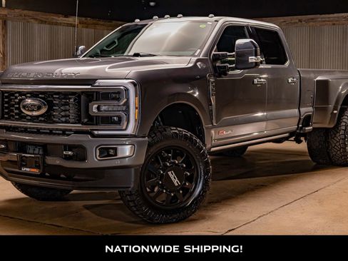 Used 2023 Ford F350 Platinum image 4