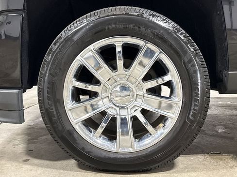 Used 2016 Chevrolet Silverado 1500 High Country AWD/4WD image 28