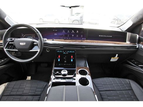 New 2025 Cadillac Escalade Sport Platinum w/ LPO, ONYX Package image 9