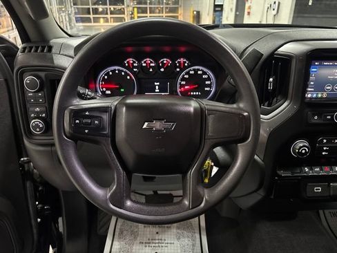 Used 2020 Chevrolet Silverado 1500 Custom Trail Boss w/ Custom Convenience Package AWD/4WD image 20