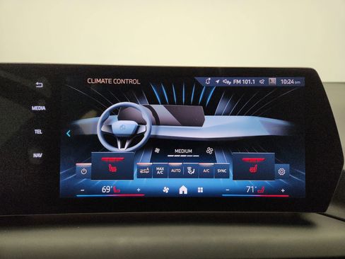 Used 2025 BMW 228i xDrive image 23