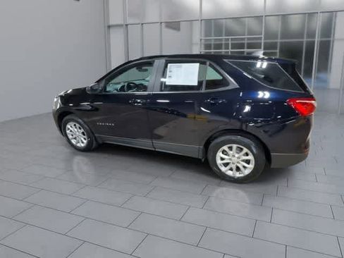Used 2021 Chevrolet Equinox LS AWD/4WD image 6