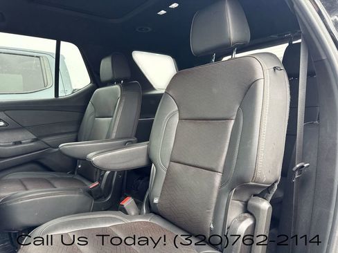 Certified 2023 Chevrolet Traverse High Country image 9