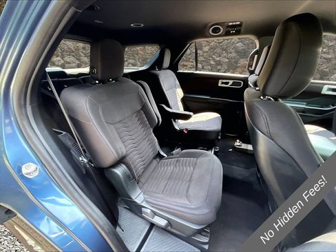 Used 2020 Ford Explorer XLT w/ Comfort Package AWD/4WD image 23