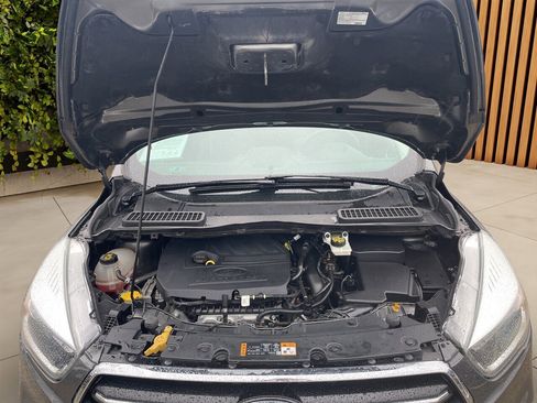 Used 2017 Ford Escape SE w/ Equipment Group 201A image 28