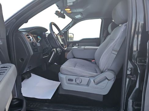Used 2013 Ford F150 XLT w/ Luxury Equipment Group image 10