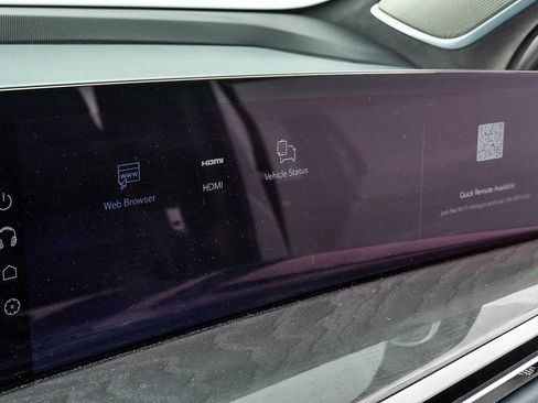 Certified 2025 Cadillac Escalade IQ Luxury 2 w/ LPO, Premium Carpet Package AWD/4WD image 17