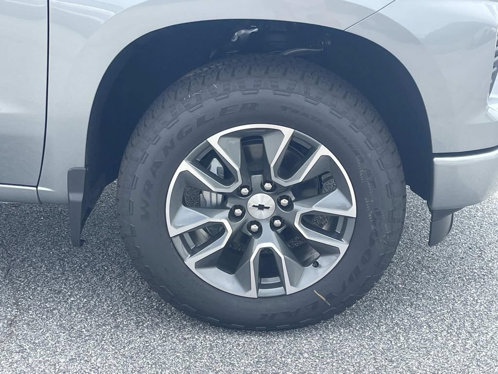 New 2026 Chevrolet Silverado 1500 RST w/ RST All Star Premium Package AWD/4WD image 9