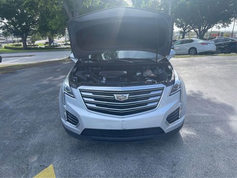 Used 2018 Cadillac XT5 FWD image 11