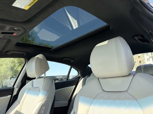 Certified 2025 Genesis G70 3.3T Advanced w/ Sport Prestige Package RWD image 22