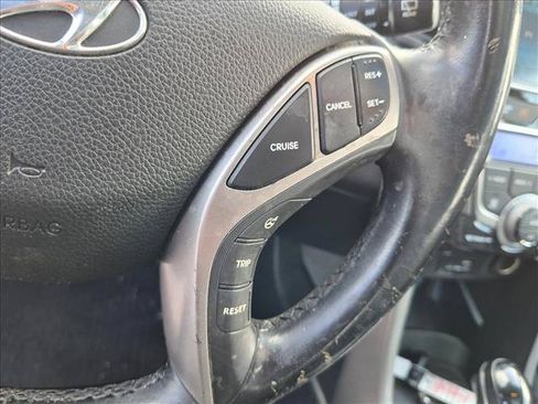 Used 2014 Hyundai Elantra GT w/ Option Group 03 FWD image 14