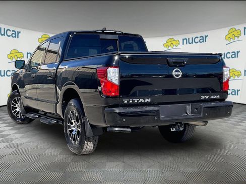 Certified 2023 Nissan Titan SV w/ SV Convenience Package image 4